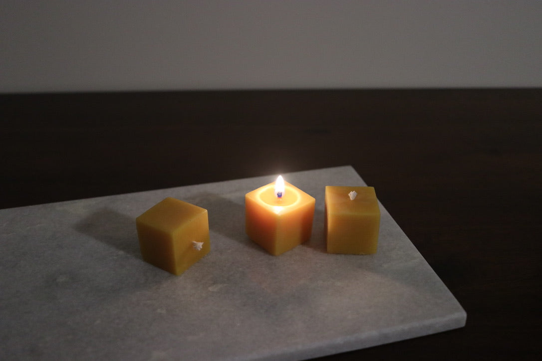 Beeswax Cube Candle